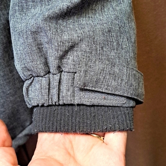 Unisex kids warm jacket size Medium 7-8 zip up 4 pockets hooded grey joe fresh - Picture 3 of 15